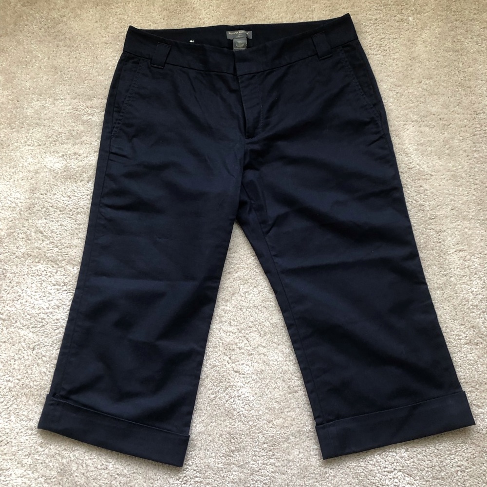 Banana Republic Navy Blue STRETCH Capris NWOT